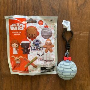 Star Wars Death Star w/ Red Bow Bag Clip/Series 2